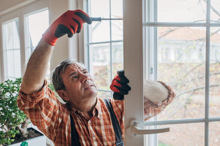 Enhancing Energy Efficiency Through Timely Window Repairs